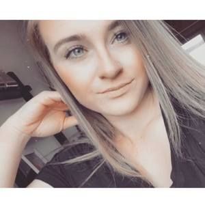 Meet your Posher, Hayley